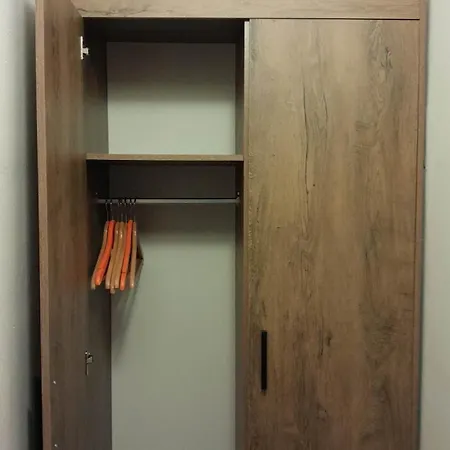 Centre מאקרסקה